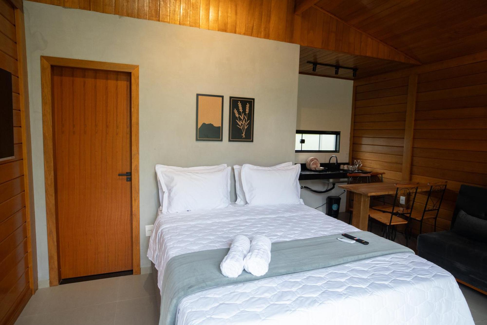 Lavandas Chalet Pedra Menina